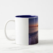 DIE ZEITSTUNDE AN DER KÜSTE ZWEIFARBIGE TASSE (Links)