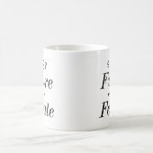 Die Zukunft ist weiblich Kaffeetasse (Mittel)