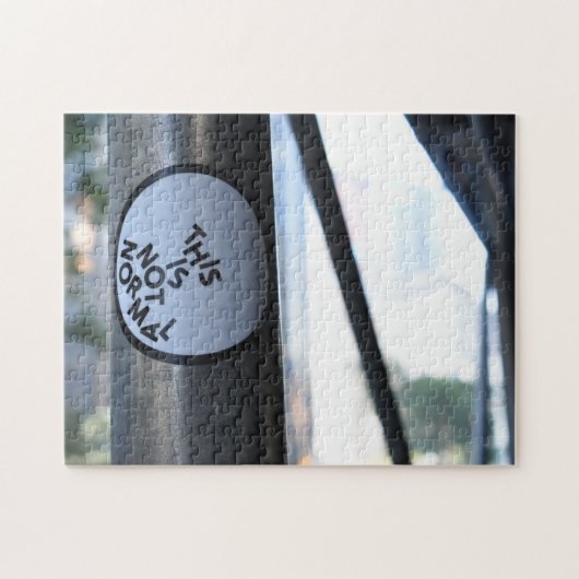 Dies ist nicht normal Street Fotografy Graffiti NY Puzzle (Horizontal)