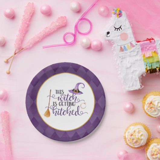 Diese Hexe bekommt heftige Papierplatte Pappteller (Party)