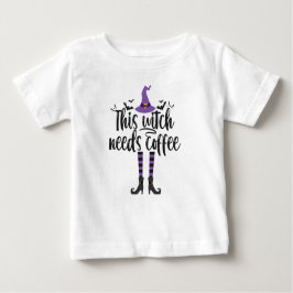 Diese Hexe braucht Kaffee-Funny-Spooky-Kaffeeliebh Baby T-shirt