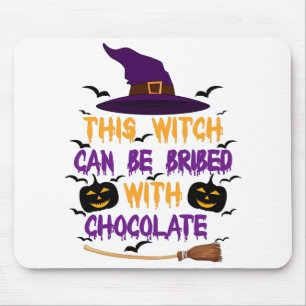 Diese Hexe kann mit Chocolate Halloween bestochen Mousepad