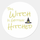 Diese Hexe wird angeheftet Runder Aufkleber (Vorderseite)