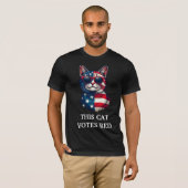 Diese Katze wählt Roter Präsident Trump Flag Patri T-Shirt (Vorne ganz)