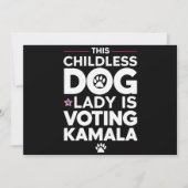 Diese kinderlose Hundedame wählt Kamala Einladung (Vorderseite)
