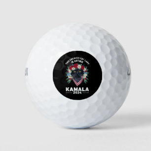 Diese kinderlose Katze Lady Ladys wählt Kamala Golfball