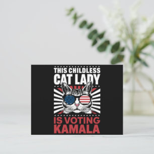Diese kinderlose Katze-Lady wählt Kamala 2024 Postkarte