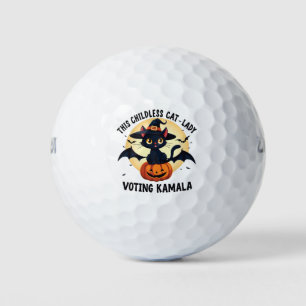 Diese kinderlose Katzen-Lady wählt Kamala Hallowee Golfball