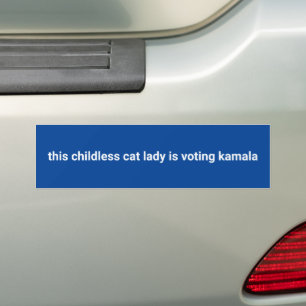 Diese kinderlose Katzenfrau wählt kamala blau Autoaufkleber