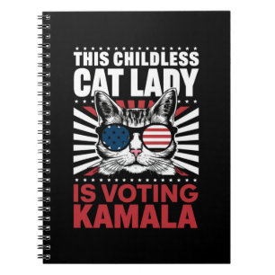 Diese kinderlose Katzenlady wählt Kamala 2024 Notizblock