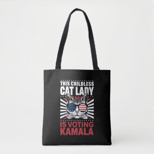 Diese kinderlose Katzenlady wählt Kamala 2024 Tasche
