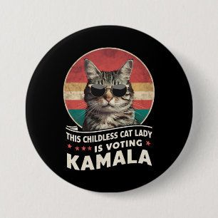 Diese kinderlose Katzenlady wählt Kamala Button