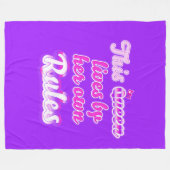 Diese Königin befolgt nie die lila Regeln Fleecedecke (Vorderseite (Horizontal))