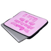 Diese Königin folgt nie den Regeln der Elektronik- Laptopschutzhülle (Vorne Knopf)