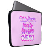 Diese Königin lebt nach ihren eigenen Regeln Elect Laptopschutzhülle (Vorne Rechts)