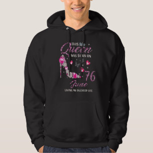 Diese Königin war im Juni 76 Geboren und lebte mei Hoodie