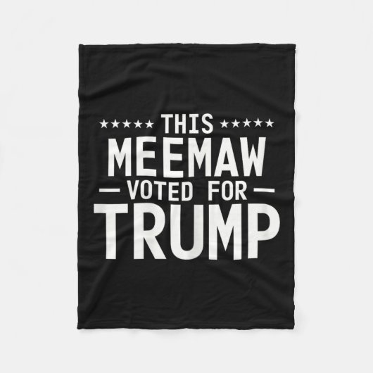 Diese Mahnung stimmte für Trump 2024 für Proud Oma Fleecedecke (Vorderseite)