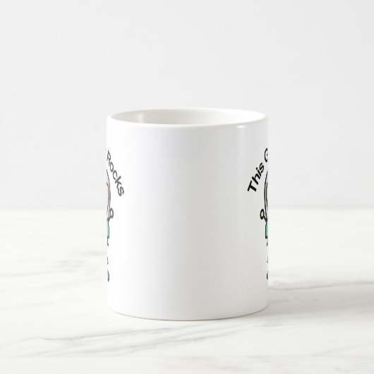 Diese Oma schaukelt Geschenk-Idee Kaffeetasse (Mittel)