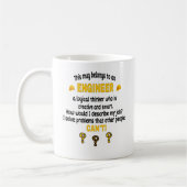 Diese Tasse gehört einem Ingenieur. Geschenk des (Links)