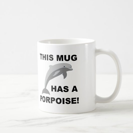 Diese Tasse hat eine lustige Schlägerin oder eine (Rechts)