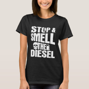 Diesel-Mechanik-Stopfen und der Geruch des Diesels T-Shirt