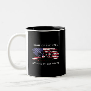 Diesen Entwurf anpassen: Veteranentag Zweifarbige Tasse