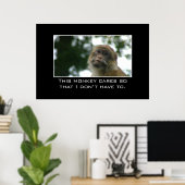 Dieser Affe kümmert sich darum, dass ich nicht [XL Poster (Heimbüro)