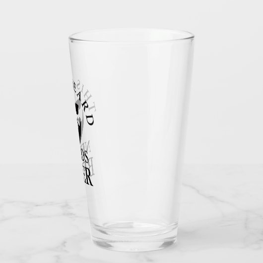 Dieser Bart benötigt einen Bierglas-Cup Glas (Links)
