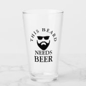 Dieser Bart benötigt einen Bierglas-Cup Glas (Vorderseite)