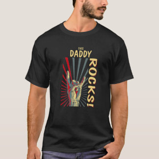 Dieser Daddy Rocks Vintag Retro Concept 70er 80er  T-Shirt
