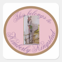 dieser gehört zu einem ovalen Aufkleber