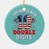 Dieser Junge ist jetzt 10 zweistellige Ziffern 4.  Keramik Ornament (Hinten)