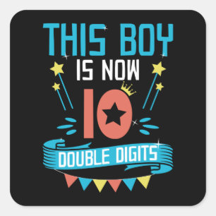 Dieser Junge ist jetzt zehn   10. Geburtstagsgesch Quadratischer Aufkleber