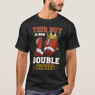 Dieser Junge jetzt 10 zweistellige Fußball 10 Jahr T-Shirt