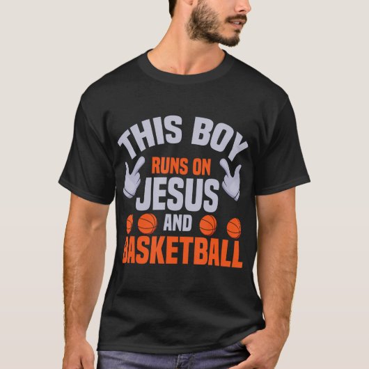 Dieser Junge läuft auf Jesus und Basketball Christ T-Shirt (Vorderseite)