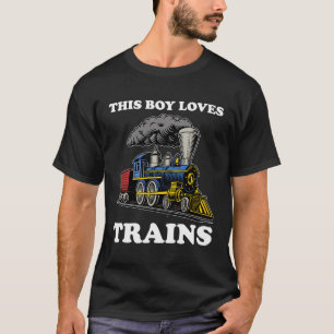 Dieser Junge Liebe trainiert den Schienenwagenzug  T-Shirt