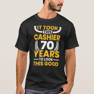 Dieser Kassierer brauchte 70 Jahre, um dieses gute T-Shirt