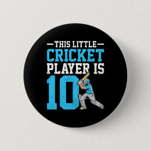 Dieser kleine Cricket-Spieler ist 10 Jahre alt 10. Button