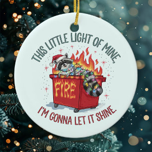 Dieser kleine Waschbär-Müllcontainer-Feuer-Weihnac Keramik Ornament