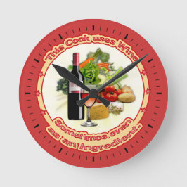 Dieser Koch verwendet Wein Große Wanduhr