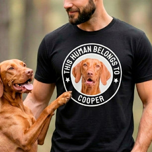 Dieser Mensch gehört zum Hund/Katze-Namen, dem ben T-Shirt