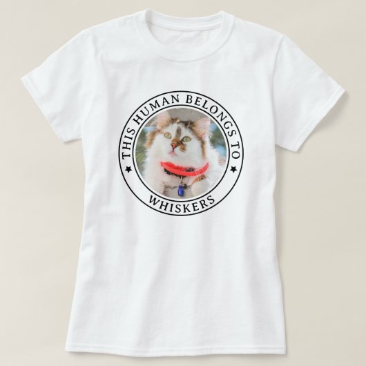 Dieser Mensch gehört zum Pet Custom Foto & Name T-Shirt (Design vorne)