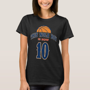 Dieser Nola Boy ist jetzt 10 Jahre alt Geburtstag T-Shirt