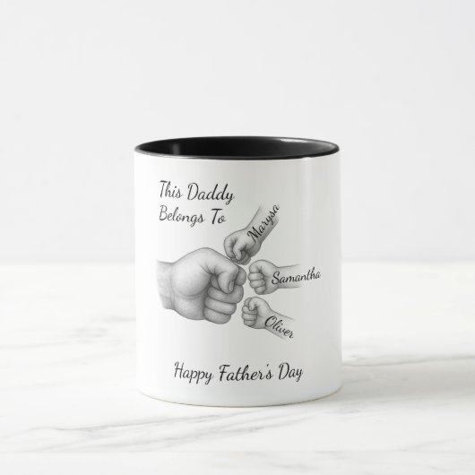 Dieser Papa gehört - Geschenk mit Kindernamen - Tasse (Zentrum)