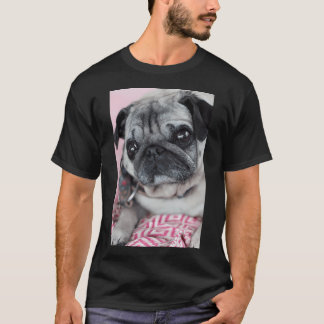 Dieser Pug hat einiges an Schwung T-Shirt