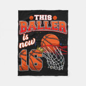 Dieser Sketch Ller ist jetzt 16 Jahre alt und glüc Fleecedecke (Vorderseite)