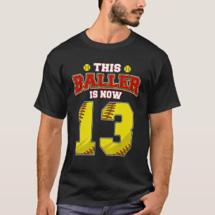 Dieser Softball-Baller ist jetzt 13 Jahre alt und  T-Shirt