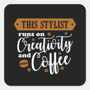 Dieser Stylist spielt auf Kreativität und Kaffee Quadratischer Aufkleber
