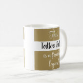 Dieser Tattoo-Künstler ist ein frisches Legend-Fun Kaffeetasse (VorderseiteRechts)