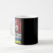 Dieser Veteran steht hinter der Ukraine 13 Kaffeetasse (Vorderseite Links)